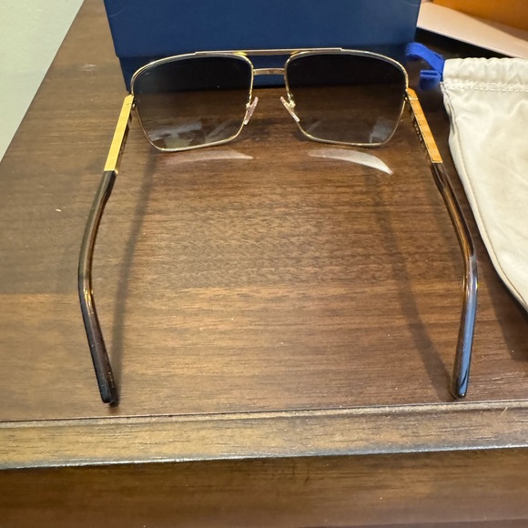 Louis Vuitton Gold Sunglasses - Picture 2 of 10